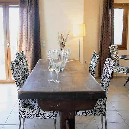 Holiday home Eridos Kato Lekhonia