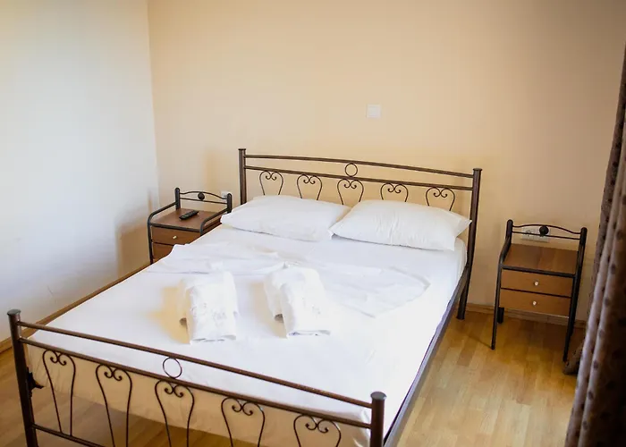 Case de vacanță Eridos Káto Lekhónia