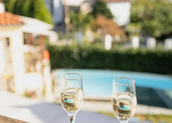 Eridos Case de vacanță