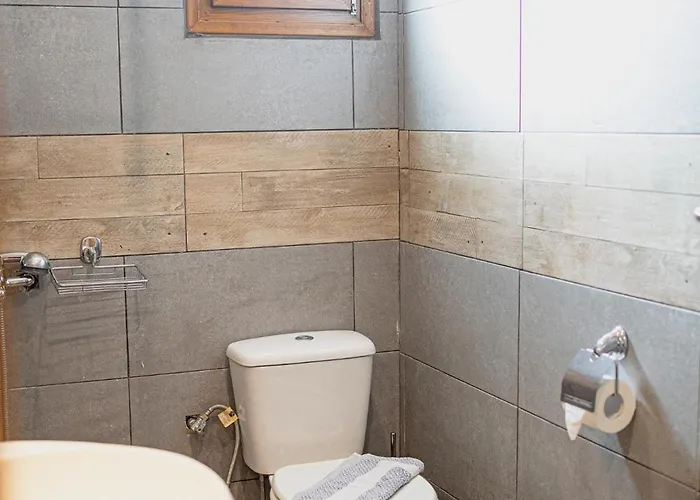 Case de vacanță Eridos Káto Lekhónia