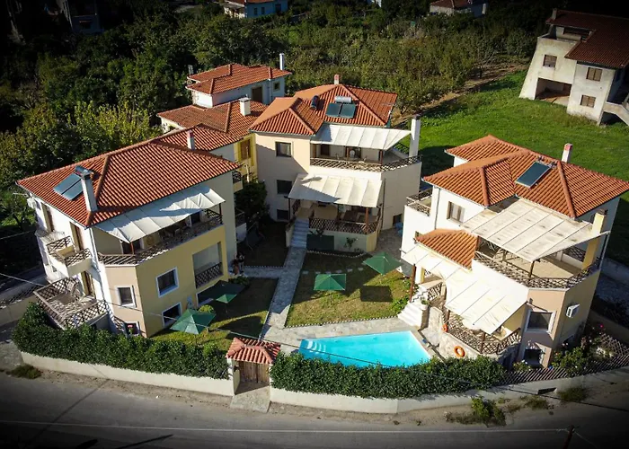 Case de vacanță Eridos Káto Lekhónia